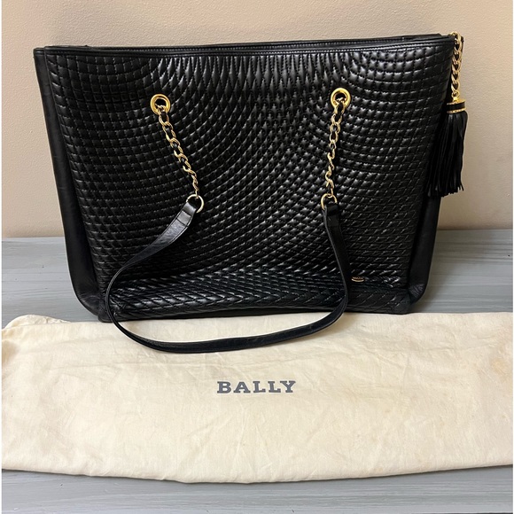 Authentic Bally Black Quilted Lamb Skin Purse - Picture 14 of 16